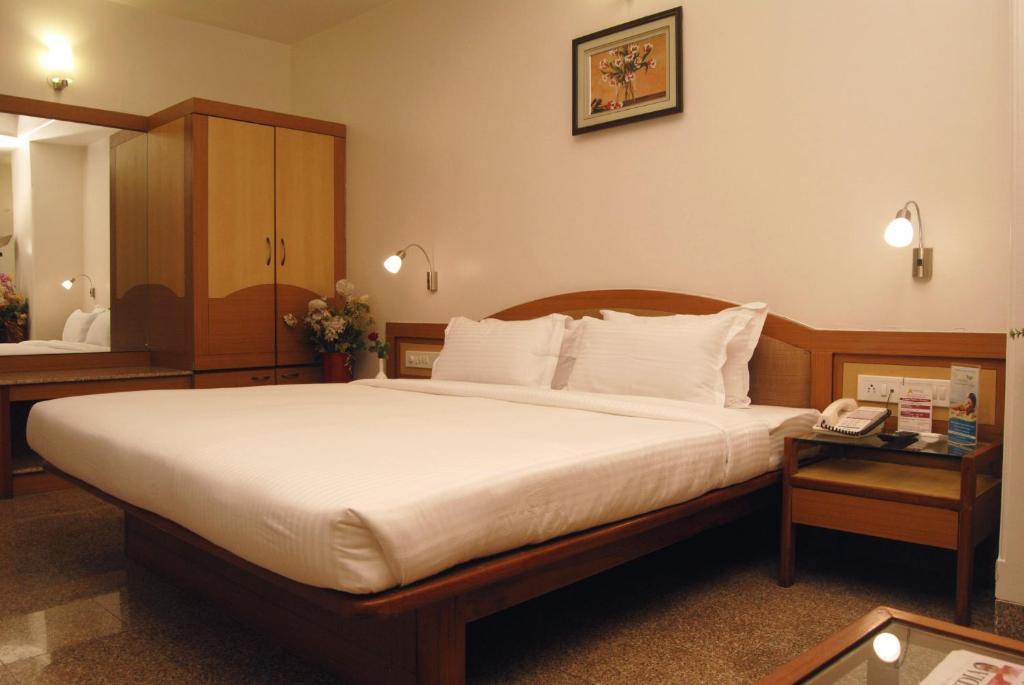 The Ambience Hotel Pune Bilik gambar