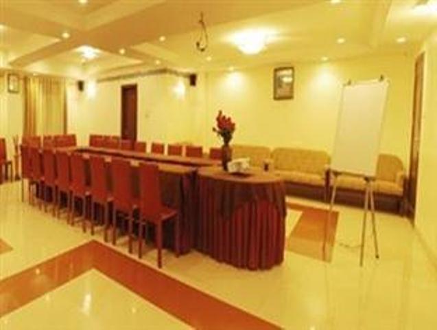 The Ambience Hotel Pune Luaran gambar